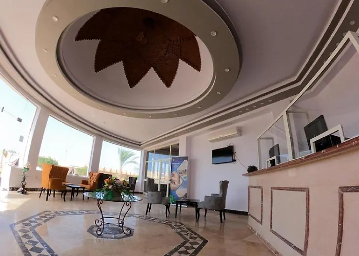 Silver Boutique (adults Only) 3* Kuszeir