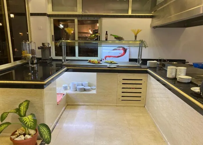 Silver Boutique (adults Only) 3*